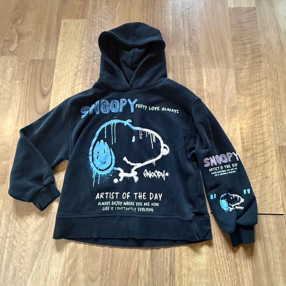 Zara Snoopy graffiti boys hoodie